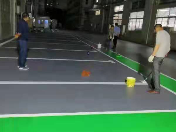 停車場地坪